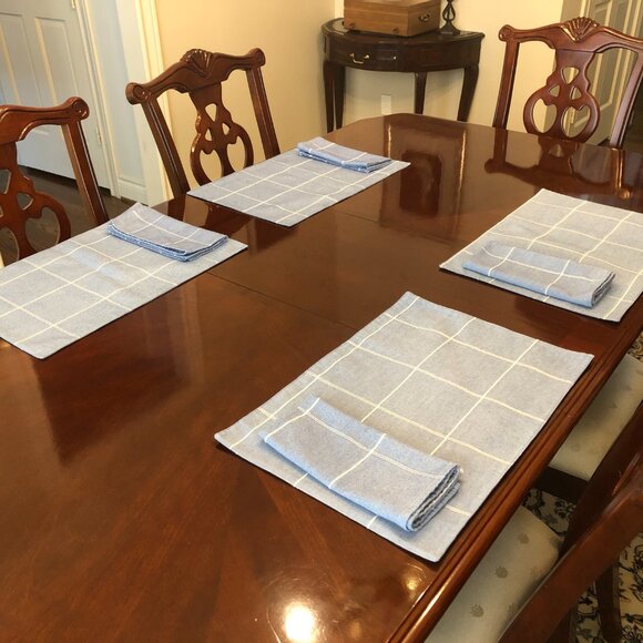 Tablecloth + napkins + placemats  106"x56" - Picture 5 of 9